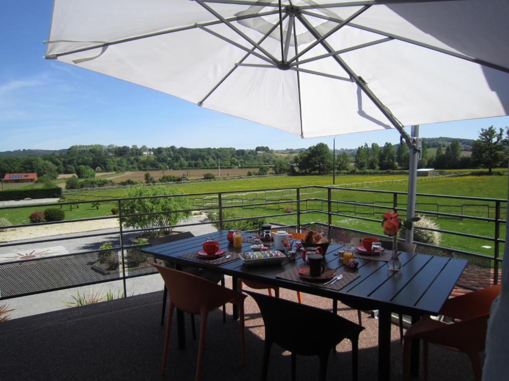 Manoir Theas Bed & Breakfast Barraute-Camu Dış mekan fotoğraf
